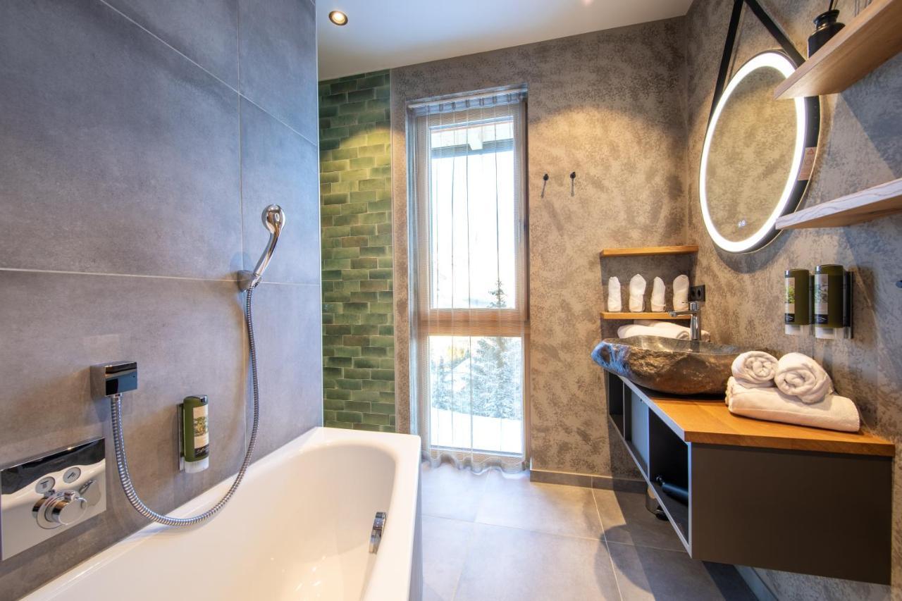 Hoeflehner Premium Eco Lodge Haus im Ennstal Eksteriør billede